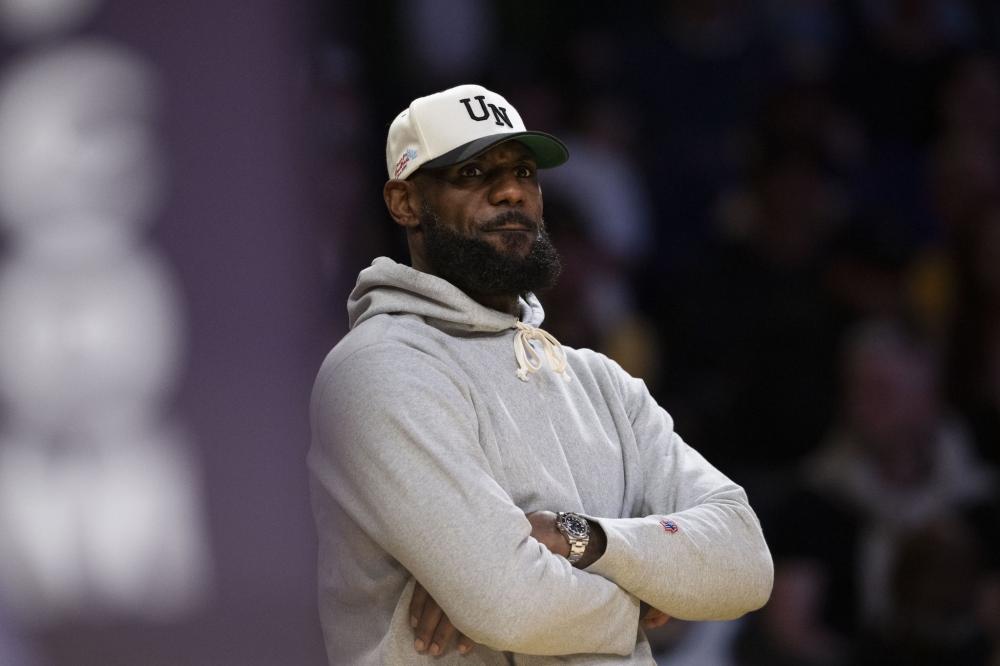 率使他成为 率使他成为