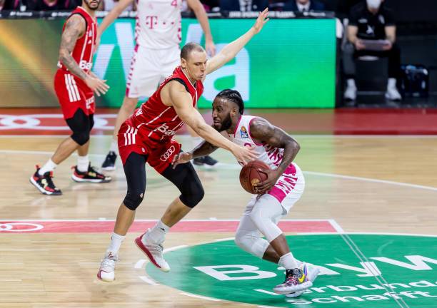 史册中留下 史册中留下